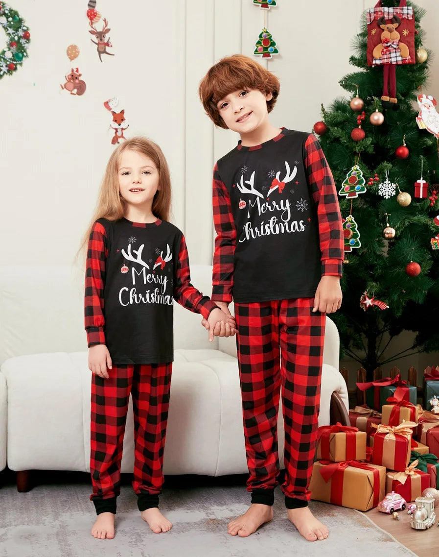 2024 Christmas Matching Family Pajamas Set – Merry Christmas Plaid Sleepwear