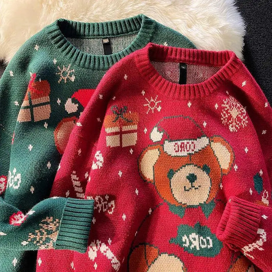 Kawaii Vintage Bear Christmas Sweater – Loose Fit Red & Green for Couples