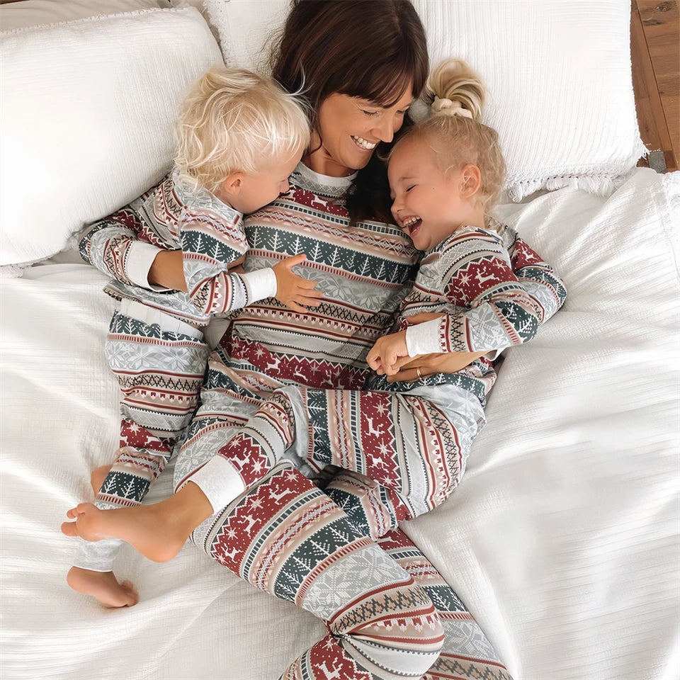 Hot Sall Winter Christmas Pajamas Set Mother Kids Look Loungewear Pjs Baby Pyjamas Children's Family Matching Outfits Sleepwear